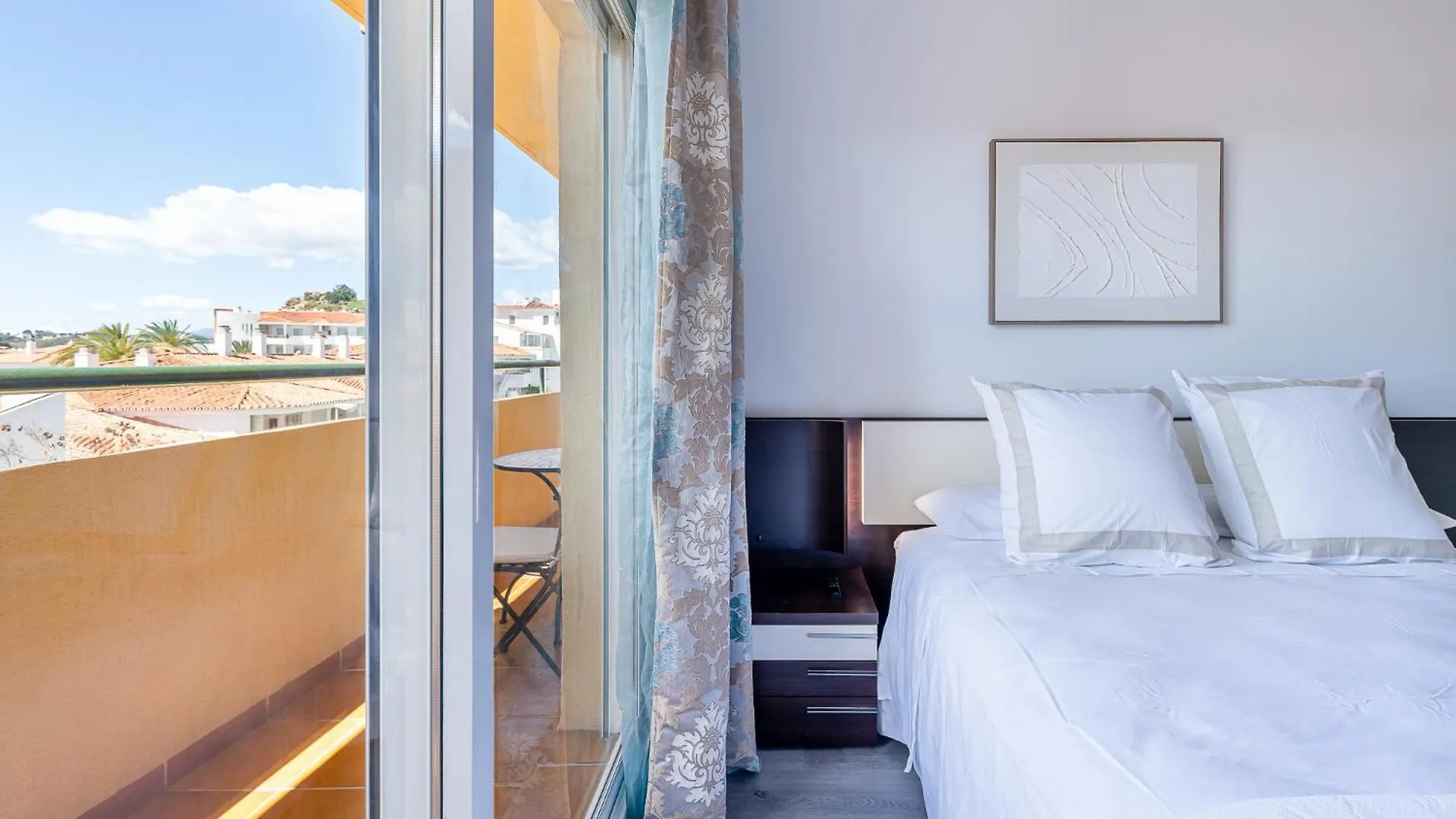 Apartment Brisa Marina Apart De Lujo En Fuengirola Spain