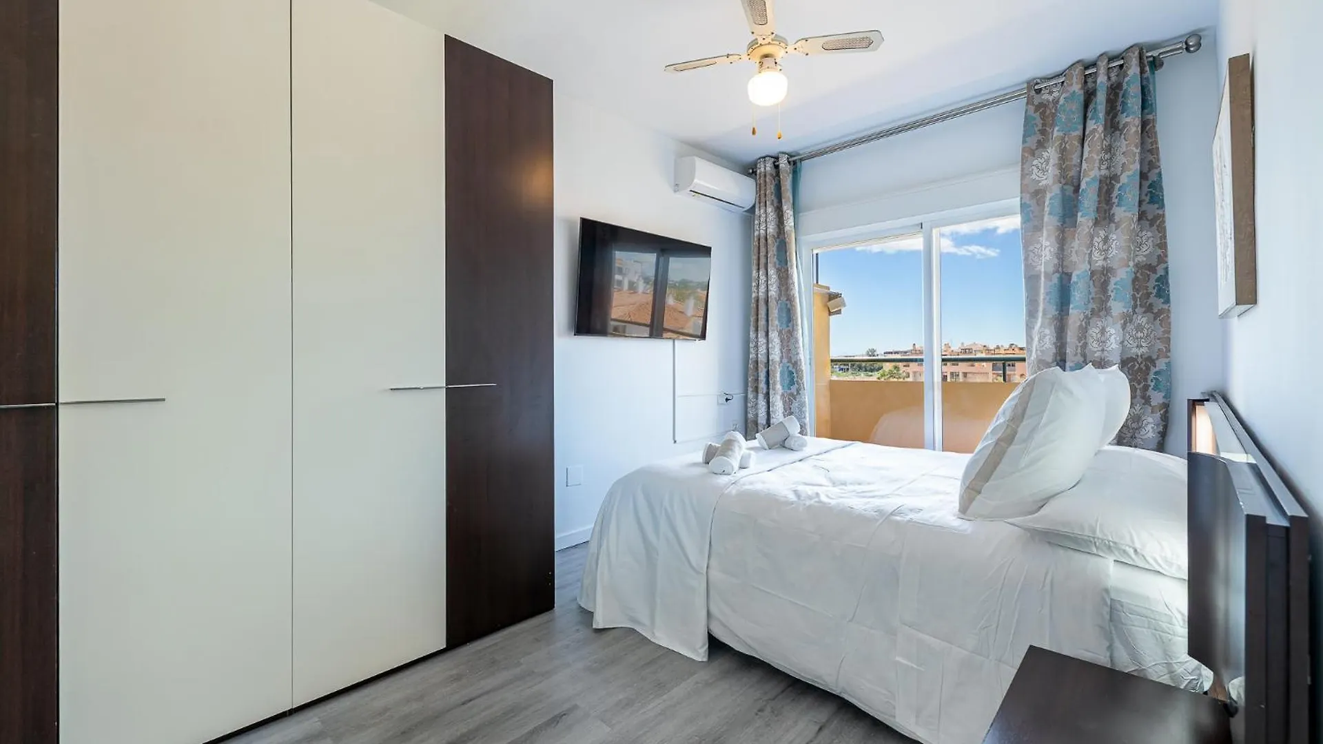 Brisa Marina Apart De Lujo En Fuengirola